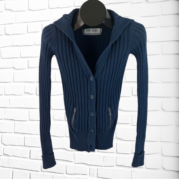 Aeropostale Hooded Button-up Cardigan Sweater with Zippered Pockets - Picture 7 of 7